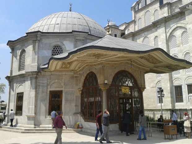 Tempat suci untuk dikunjungi di Istanbul