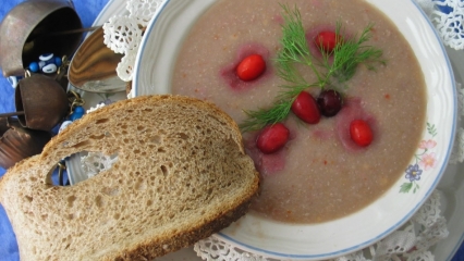 Bagaimana cara membuat cranberry tarhana dari jeruk nipis? Resep sup lezat dari cranberry tarhana
