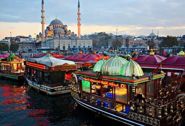 Ikan alamat ekonomi dan segar di Istanbul