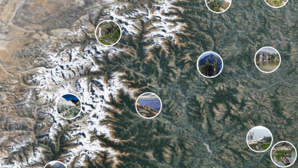 Google mengundang pengguna untuk menjelajahi peta global foto bersumber dari kerumunan di Google Earth pada desktop atau seluler.