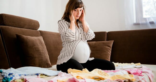 Wanita hamil yang memiliki rasa takut akan kelahiran