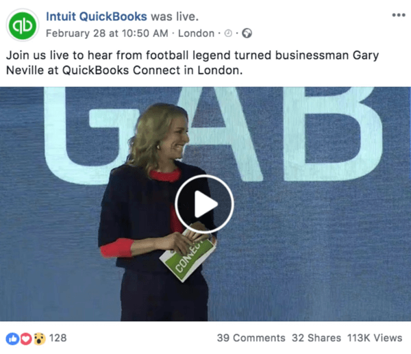 Contoh postingan Facebook yang mengumumkan video Live mendatang dari Intuit Quickooks.
