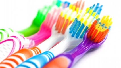 Apa yang harus dipertimbangkan ketika memilih sikat gigi
