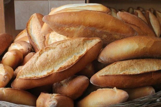 Apakah roti berbahaya? Bagaimana jika Anda tidak makan roti selama 1 minggu? Bisakah kita hidup hanya dengan roti dan air?