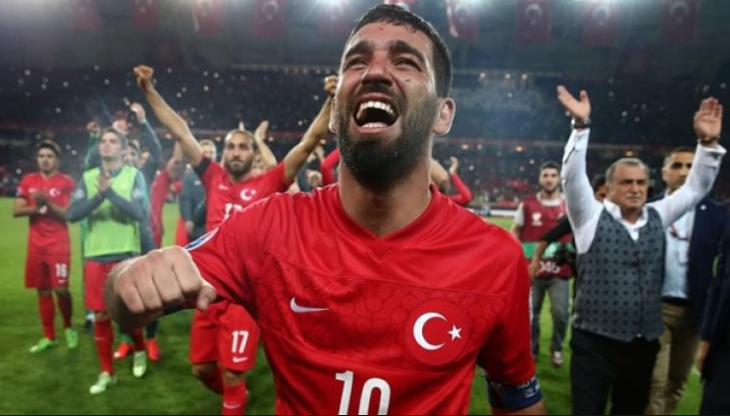 Arda Turan akan menikah! Siapakah Arda Turan?