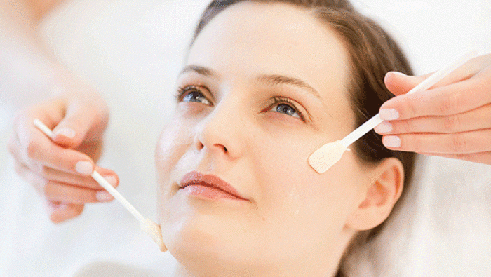 5 produk kosmetik yang harus Anda gunakan dengan hati-hati