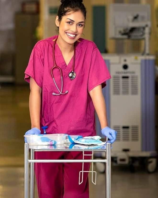 Profesi utama ratu kecantikan Bhasha Mukherjee adalah kembali ke dokter!