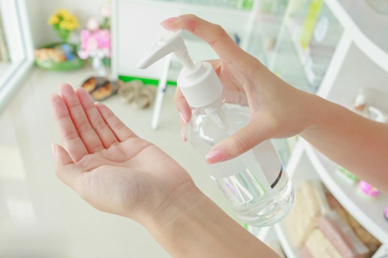 Bagaimana membuat desinfektan tangan dengan metode alami di rumah?