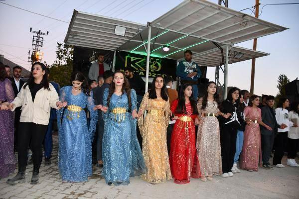 Kilo emas digantung pada pernikahan suku di Şırnak