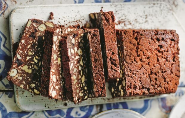 Bagaimana cara membuat kue kakao yang mudah?