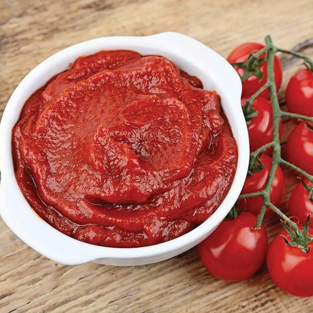 Tomat dan pasta tomat