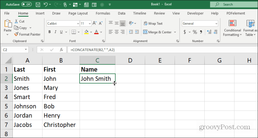menggunakan concatenate untuk nama-nama di Excel
