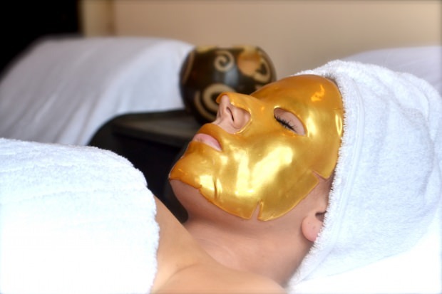 Manfaat masker emas untuk kulit