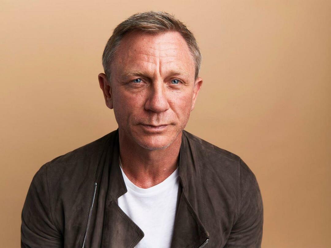 Daniel Craig menggalang dana untuk korban gempa