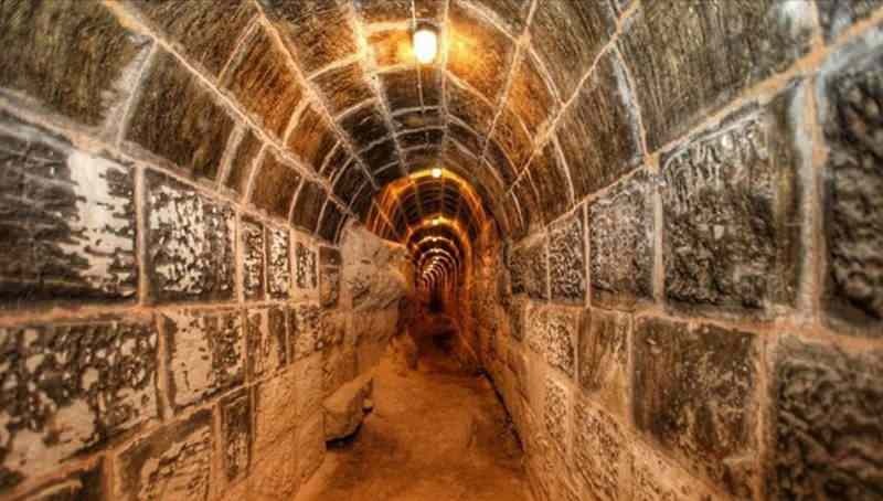 Terowongan dan area air ditemukan di Kastil Gaziantep yang bersejarah!