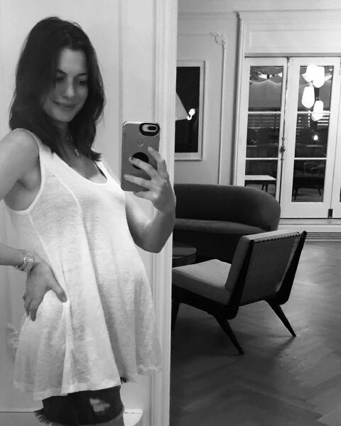 Anne Hathaway hamil untuk kedua kalinya