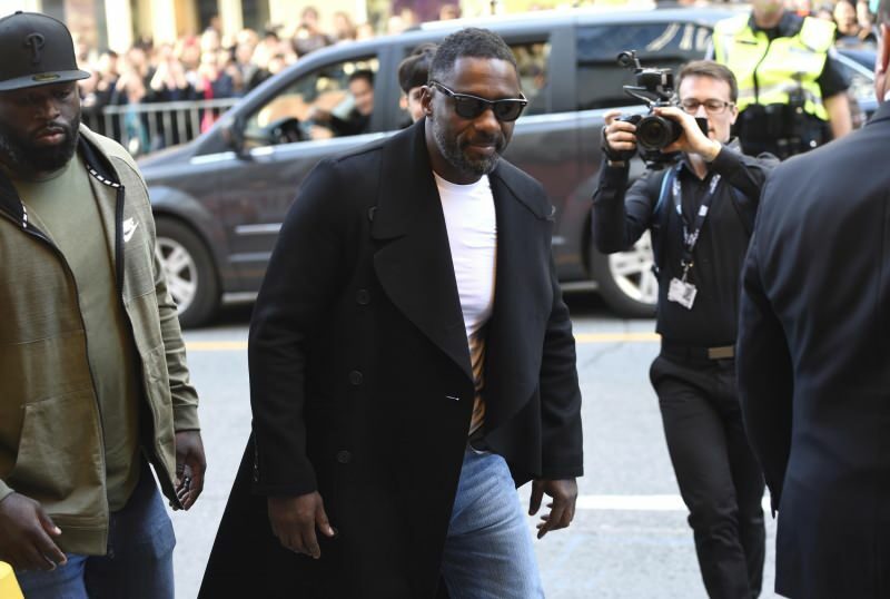 Idris Elba coronavirus positif