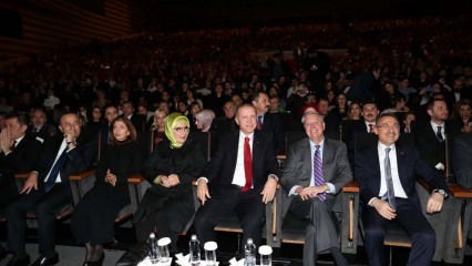 Presiden Erdogan dan Ibu Negara Fazıl Say menghadiri konser