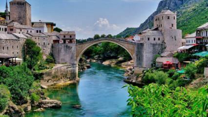 Dimana Jembatan Mostar? Di negara manakah Jembatan Mostar berada? Siapa yang membangun Jembatan Mostar?