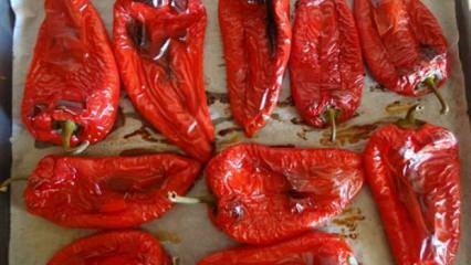 Bagaimana mengupas paprika panggang? 