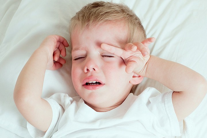Bagaimana memahami sakit kepala pada bayi?