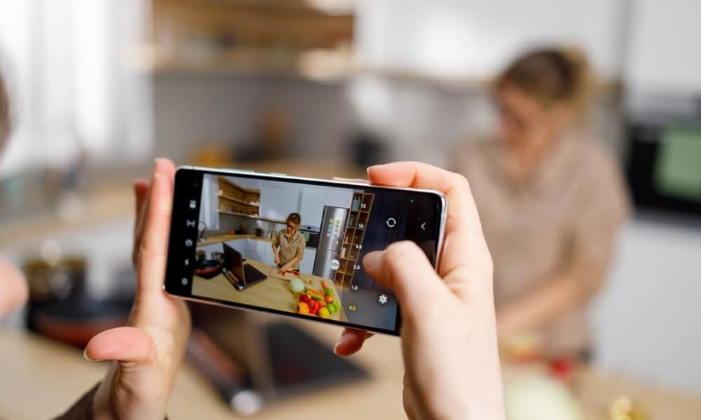 Cara Memperbaiki Orientasi Video dan Foto di iPhone