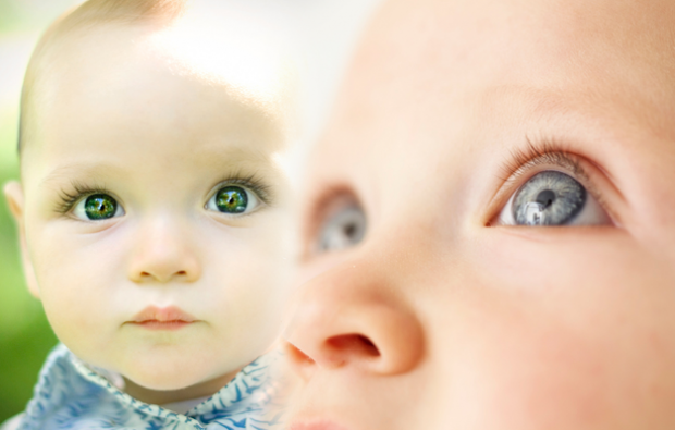 Formula perhitungan warna mata untuk bayi! Kapan warna mata permanen pada bayi?