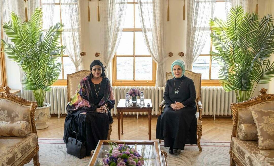 Ibu Negara Erdoğan bertemu dengan istri Presiden Senegal!