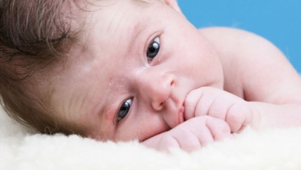 Bagaimana cara merawat bayi yang baru lahir?