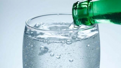 Apa manfaat air mineral? Apakah air mineral berpengaruh pada epidemi koronavirus?