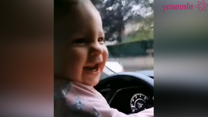 Menikmati mobil bersama putri Hakan Hatipoğlu, Lila!
