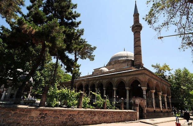 Masjid Kursunlu