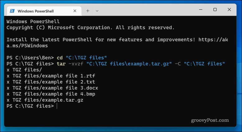 Mengekstrak file TGZ di Windows 11 menggunakan aplikasi terminal