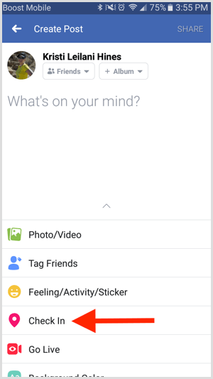 Di aplikasi Facebook, buat postingan baru dan ketuk Check In.