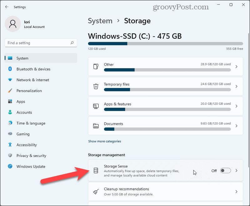 Klik Storage Sense di Pengaturan Windows 11