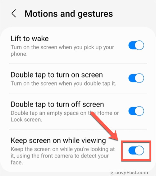 Mengaktifkan fitur keep screen on while viewing di ponsel Samsung
