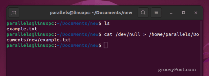 Kosongkan file di Linux menggunakan perintah cat