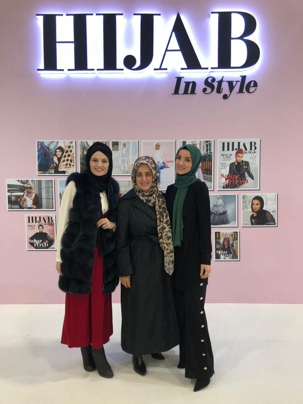 Minat Hijab pada Majalah Gaya di Halal Expo Fair
