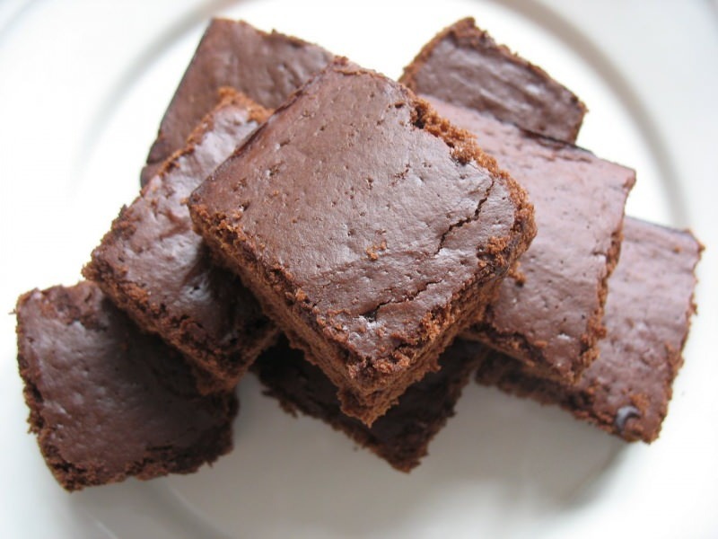 Bagaimana cara membuat kue brownies yang paling mudah? Tips membuat kue brownies
