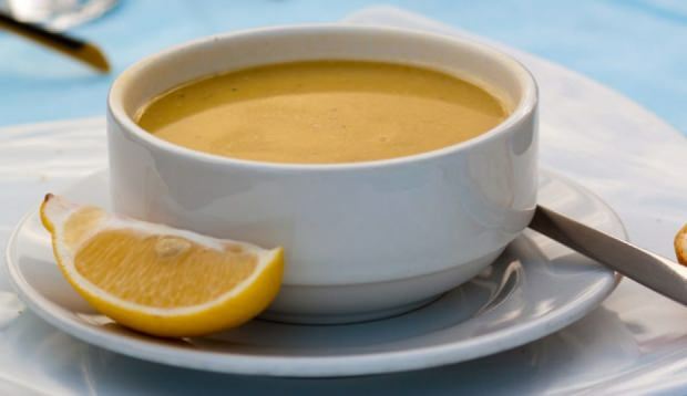 Bagaimana membuat sup lentil makanan cepat saji?