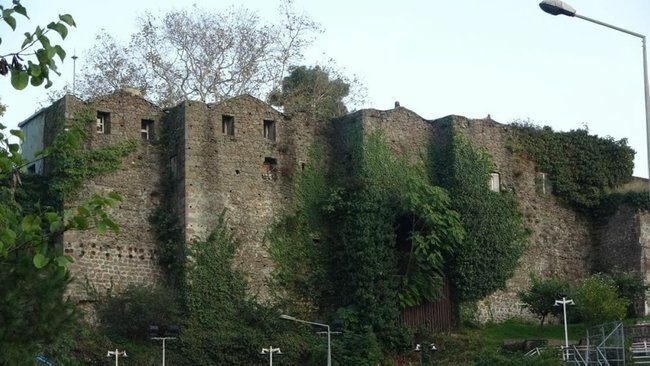 Acara mengejutkan di Balıkesir! Sebuah kastil yang diwarisi dari kakeknya yang merupakan gubernur di Trabzon