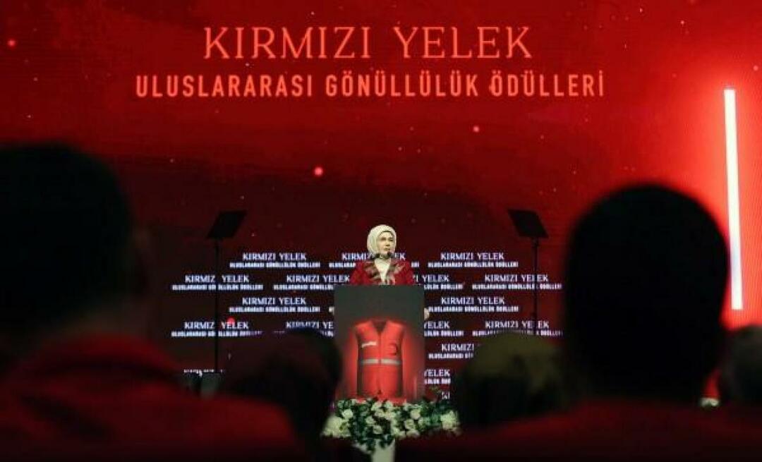 Emine Erdoğan berbagi tentang 'Upacara Penghargaan Sukarelawan Internasional Rompi Merah' Kızılay