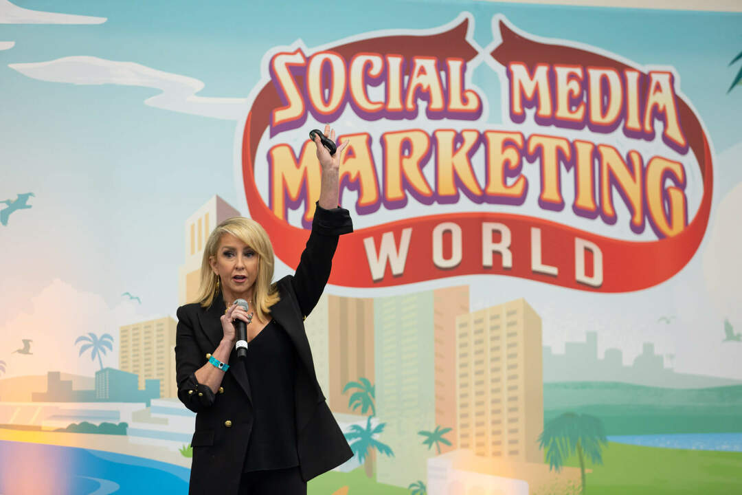 O metaverso: o que os profissionais de marketing precisam fazer para se preparar: examinador de mídia social