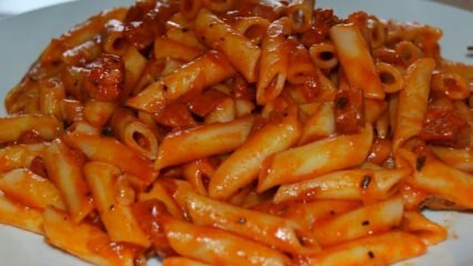 Bagaimana cara membuat pasta dengan pasta tomat? Trik membuat pasta tomat