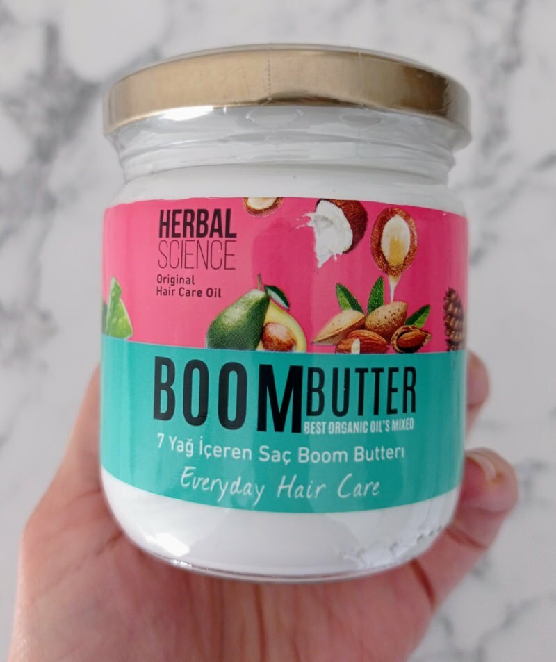 Apa yang dilakukan Boom Butter Care Oil? Bagaimana cara menggunakan Boom Butter? Manfaat Boom Butter untuk kulit