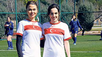 Yağmur Tanrısevsin dan Aslıhan Karalar memainkan pertandingan khusus dengan Tim Sepak Bola Nasional Wanita!