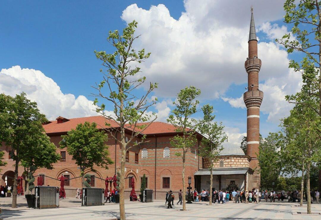 Gambar dari Masjid Hacı Bayram-ı Veli