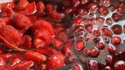 Bagaimana cara membuat selai stroberi di rumah? Tips membuat selai strawberry