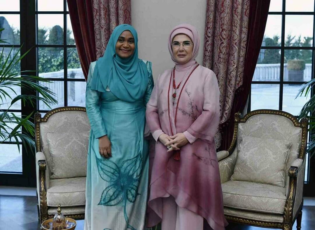 Ibu Negara Erdoğan bertemu dengan Sajidha Mohamed, istri Presiden Maladewa Muizzu