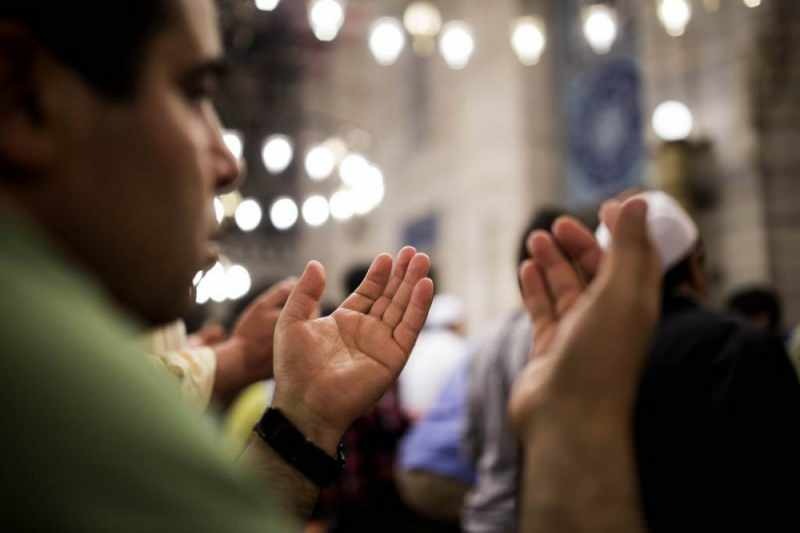 Doa antara azan dan kamet! Apa acara doa itu? Doa untuk dibaca setelah adzan dibaca